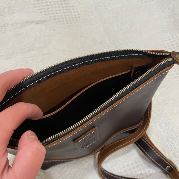 NWOT Portland Leather Goods 100% genuine leather bag - Picture 3 of 5